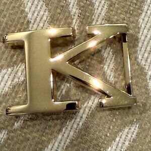 "K" gold belt buckle that you can use with leather changeable straps (1 inch)